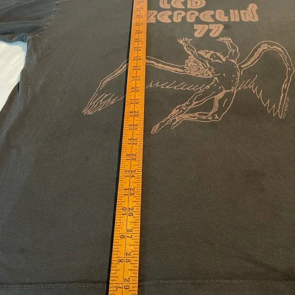 Official Led Zeppelin ‘77 T Shirt 2017 Release American Eagle Gray L/XL Lt Stain - Picture 4 of 6